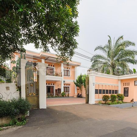 Pondok Cimanggu Syariah Mitra Reddoorz ボゴール エクステリア 写真