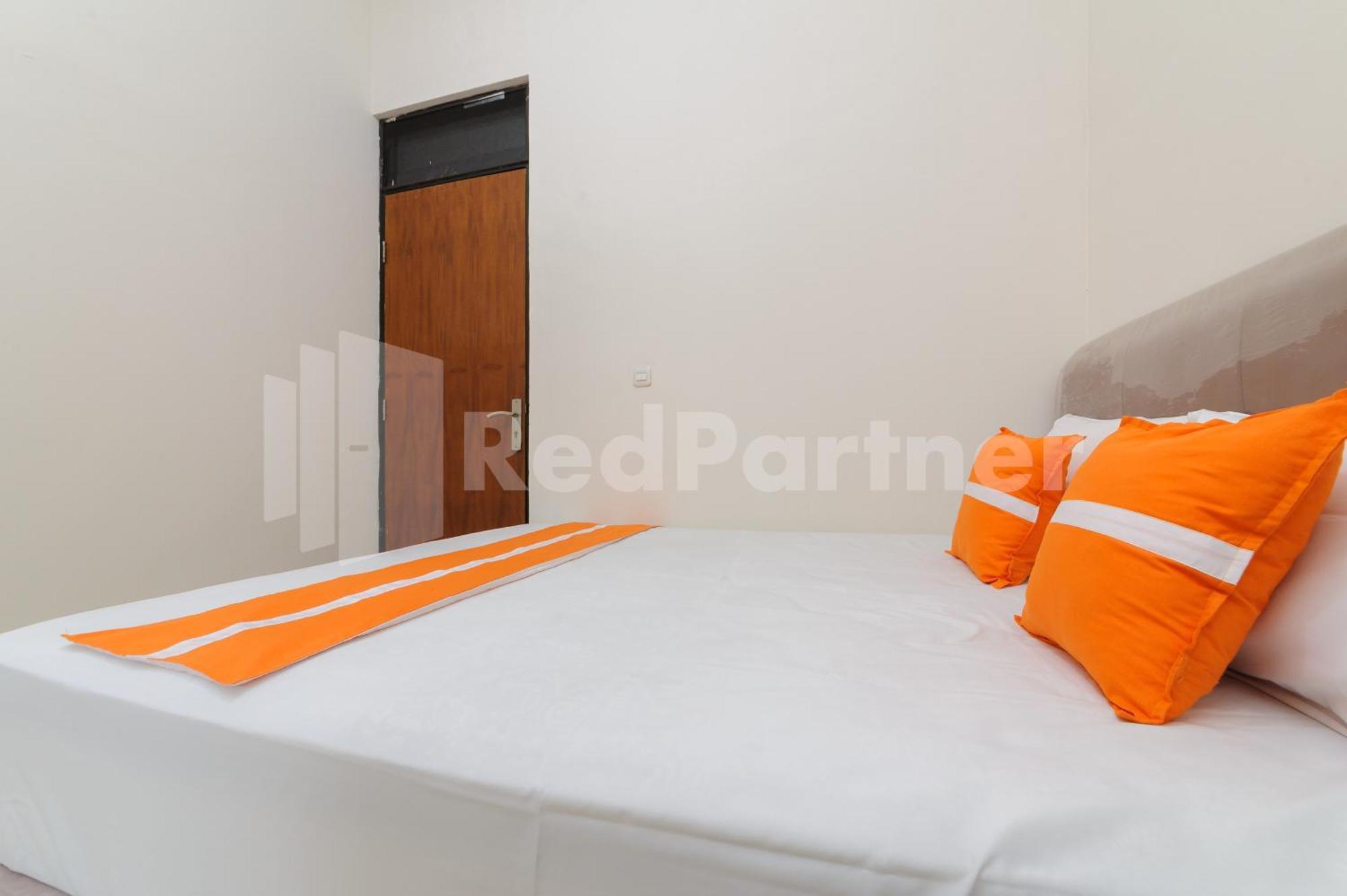 Pondok Cimanggu Syariah Mitra Reddoorz ボゴール エクステリア 写真